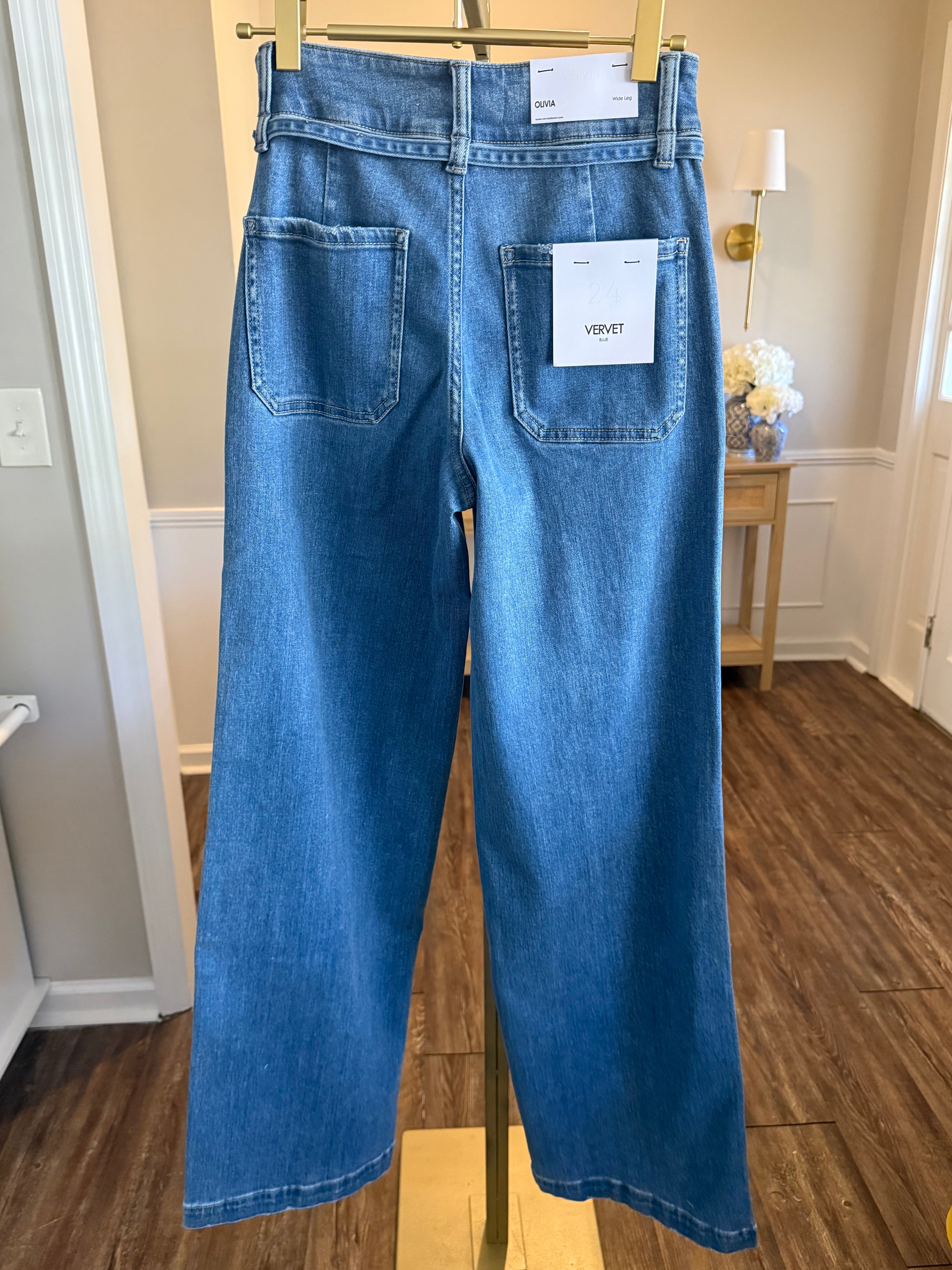 The Essential High Rise Jean