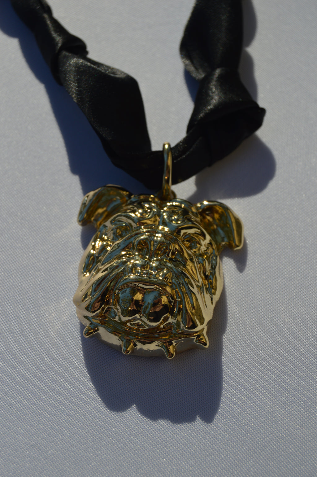 Bulldog Scarf Necklace - Black