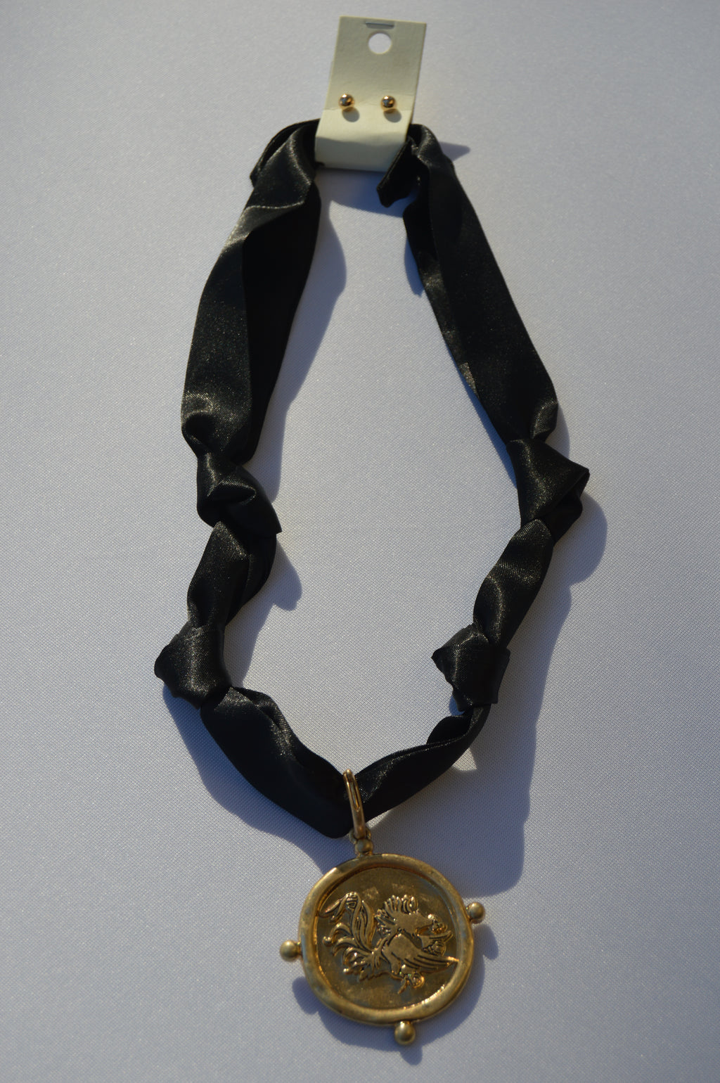 Gamecock Pendant Scarf Necklace - Black