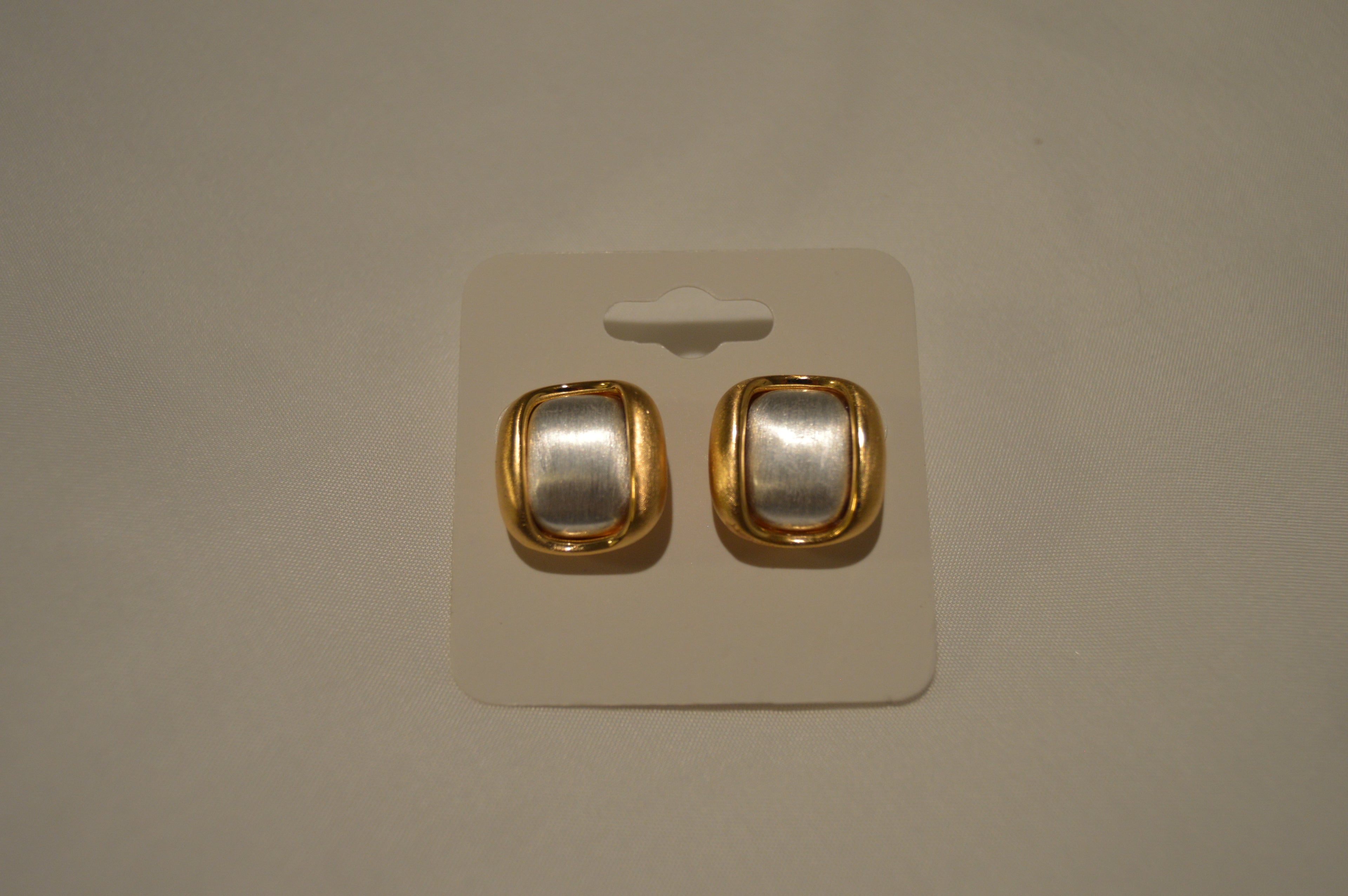 Honey Pearl Studs
