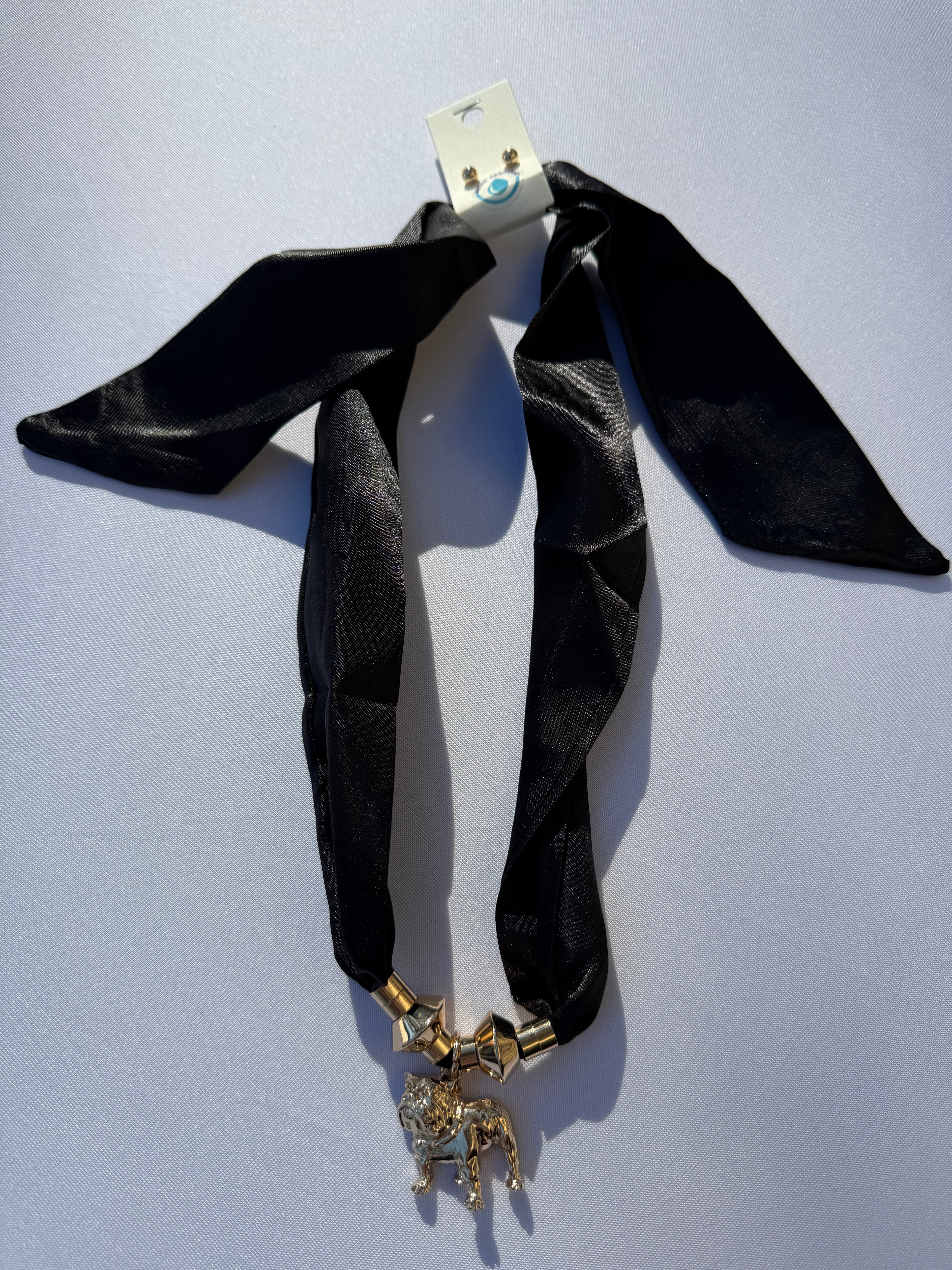 Small Bulldog Metal Scarf Necklace - Black